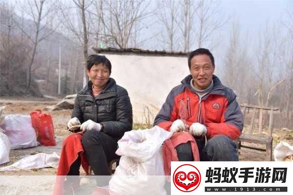 53岁大妈山坡做皮肉买卖的缘故原1.53岁大妈在山坡上逆袭人生的故事